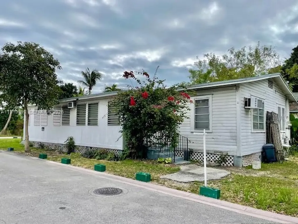 200 Florida Avenue Coral Gables FL 33133