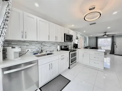 2462 NW 62nd Terrace Margate FL 33063