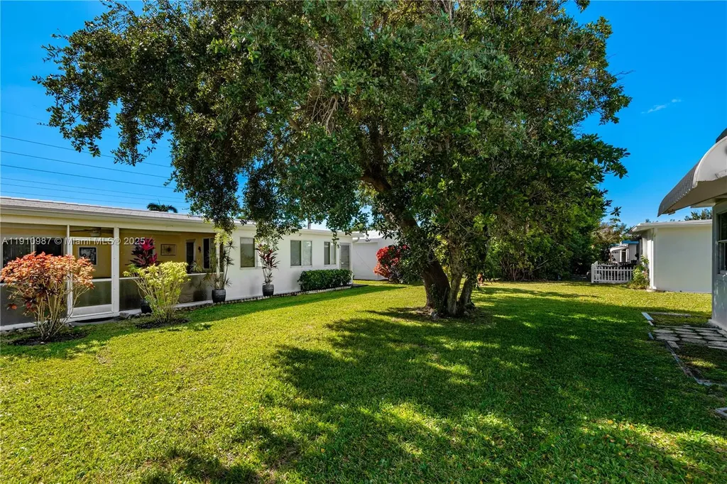 340 Leisure Boulevard Pompano Beach FL 33064