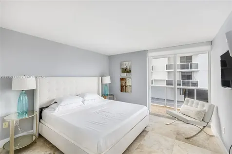 1800 Sunset Harbour Drive Miami Beach FL 33139