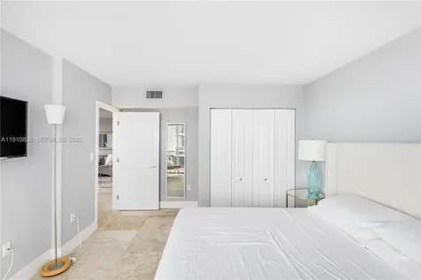 1800 Sunset Harbour Drive Miami Beach FL 33139