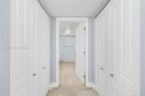 1800 Sunset Harbour Drive Miami Beach FL 33139