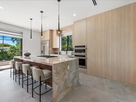 270 N Shore Drive Miami Beach FL 33141