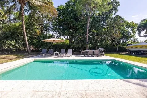 9260 SW 166th Terrace Palmetto Bay FL 33157