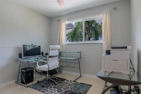 9260 SW 166th Terrace Palmetto Bay FL 33157
