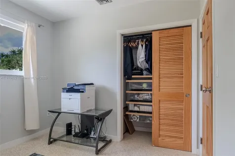 9260 SW 166th Terrace Palmetto Bay FL 33157