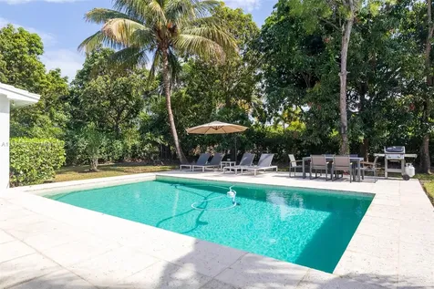 9260 SW 166th Terrace Palmetto Bay FL 33157