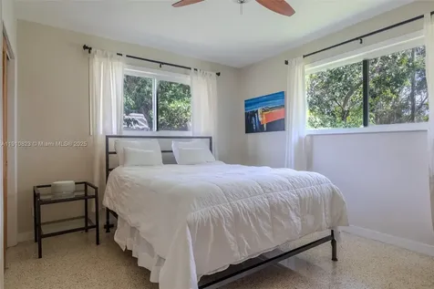 9260 SW 166th Terrace Palmetto Bay FL 33157