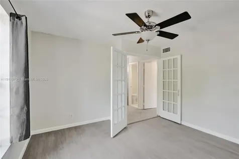 4220 NW 21st Street Lauderhill FL 33313