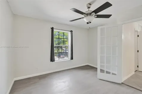 4220 NW 21st Street Lauderhill FL 33313