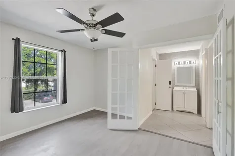 4220 NW 21st Street Lauderhill FL 33313