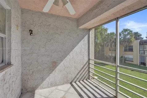 4220 NW 21st Street Lauderhill FL 33313
