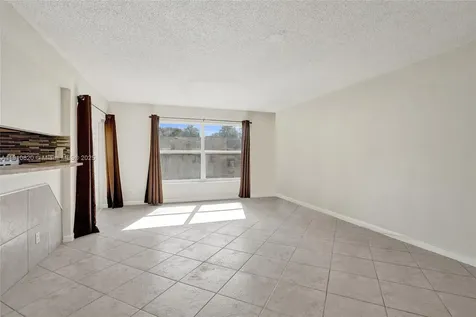 4220 NW 21st Street Lauderhill FL 33313