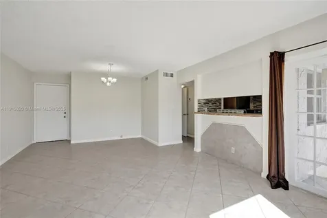 4220 NW 21st Street Lauderhill FL 33313
