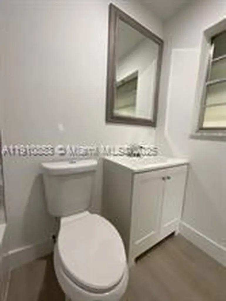 504 Sandpiper Circle Delray Beach FL 33445