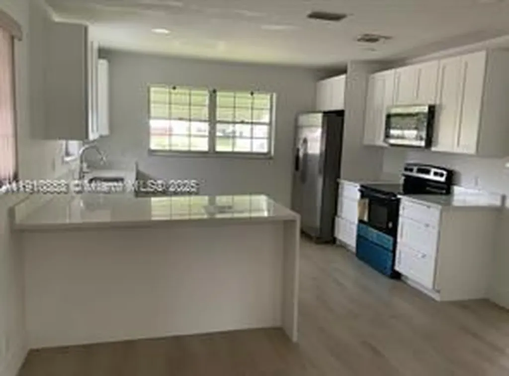 504 Sandpiper Circle Delray Beach FL 33445