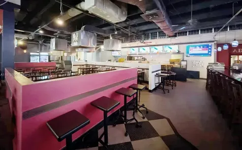 7225 W Okaland Pard Boulevard Lauderhill FL 33313