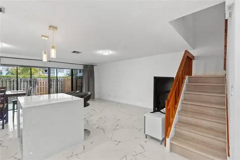 8033 NW 29 Street Sunrise FL 33322