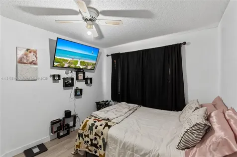 8033 NW 29 Street Sunrise FL 33322