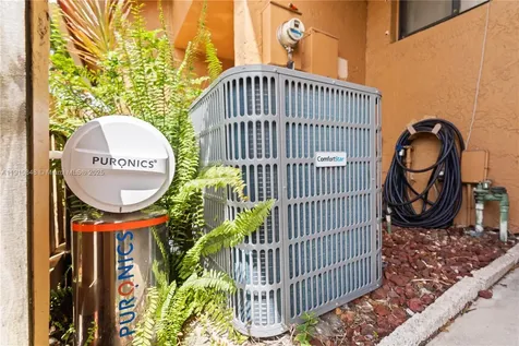 8033 NW 29 Street Sunrise FL 33322