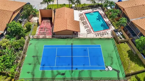 8033 NW 29 Street Sunrise FL 33322