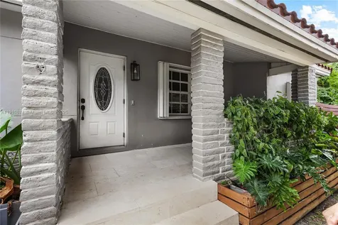 1220 Oriole Avenue Miami Springs FL 33166