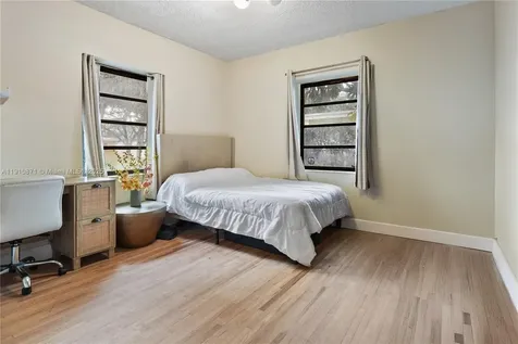 1220 Oriole Avenue Miami Springs FL 33166