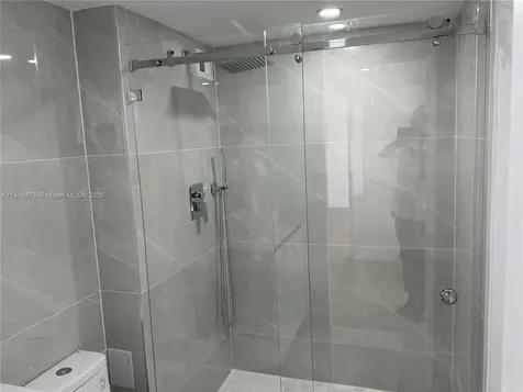 18031 Biscayne Boulevard Aventura FL 33160