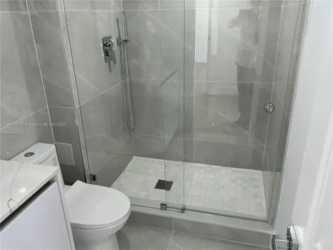 18031 Biscayne Boulevard Aventura FL 33160
