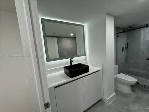 18031 Biscayne Boulevard Aventura FL 33160