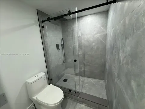 18031 Biscayne Boulevard Aventura FL 33160