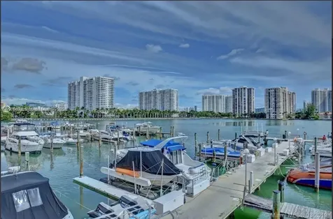 18031 Biscayne Boulevard Aventura FL 33160