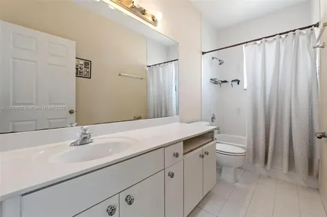 2526 NE 41st Avenue Homestead FL 33033
