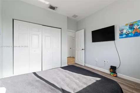 2526 NE 41st Avenue Homestead FL 33033