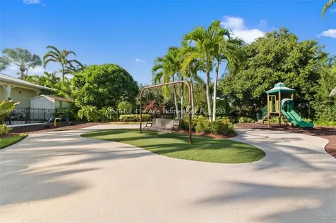 2526 NE 41st Avenue Homestead FL 33033