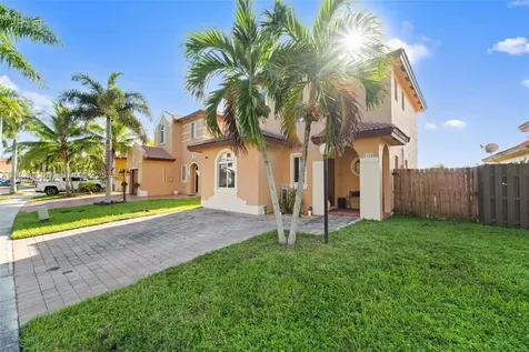 2526 NE 41st Avenue Homestead FL 33033