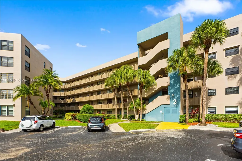 1000 Colony Point Circle Pembroke Pines FL 33026