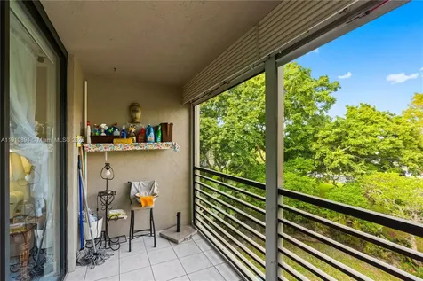 1000 Colony Point Circle Pembroke Pines FL 33026