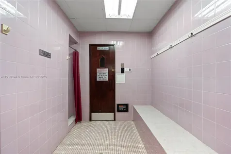 1000 Colony Point Circle Pembroke Pines FL 33026