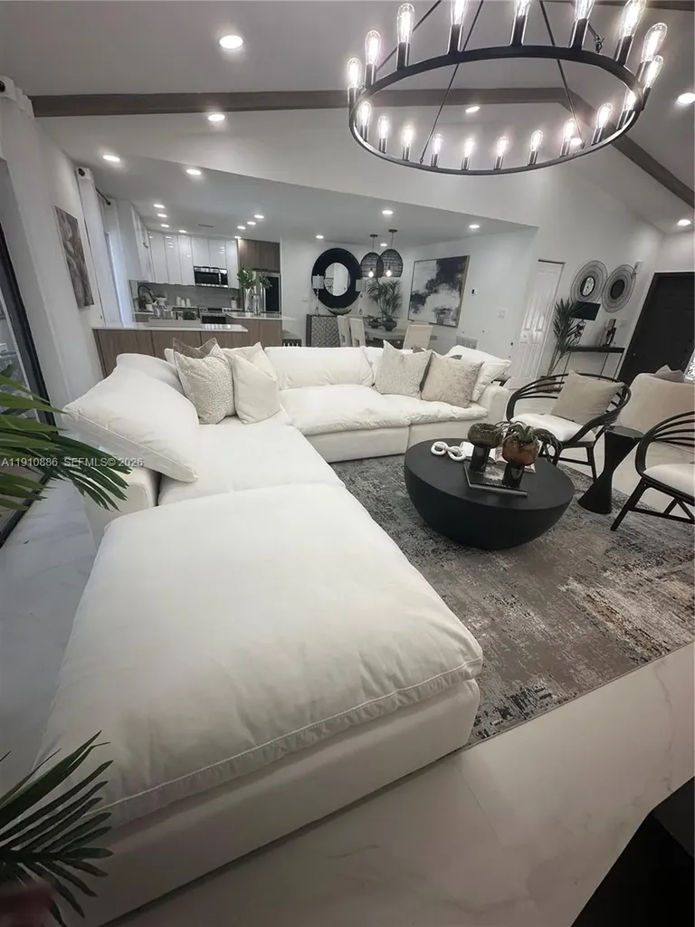 4029 NW 72nd Avenue Coral Springs FL 33065