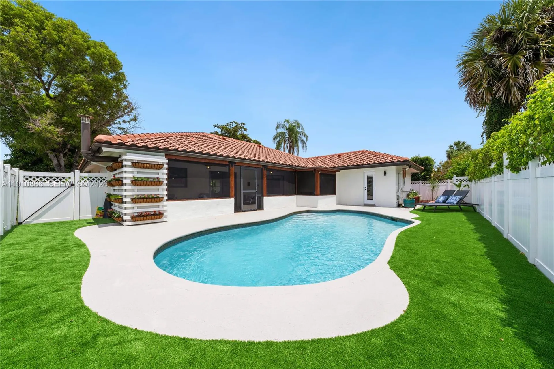 4029 NW 72nd Avenue Coral Springs FL 33065