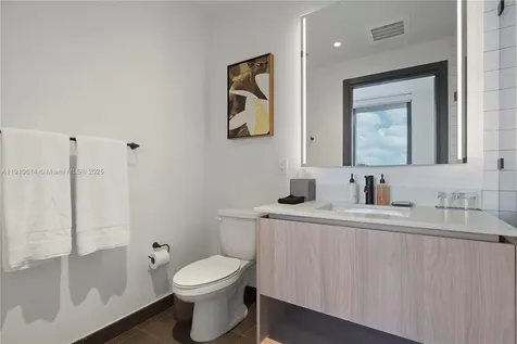 398 NE 5th Street Miami FL 33132
