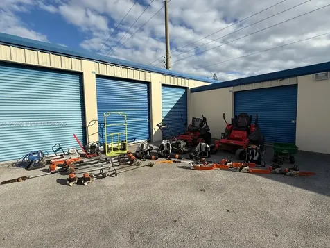305 SW 9th Avenue Florida City FL 33034