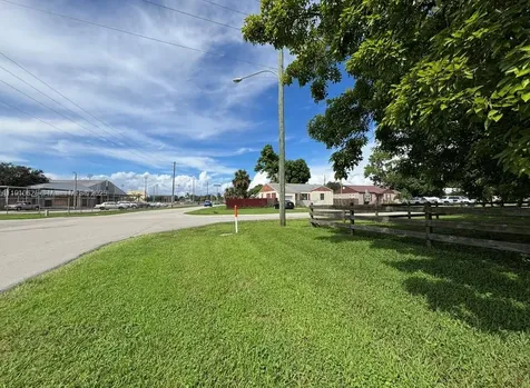 441 W Sugarland Highway Clewiston FL 33440