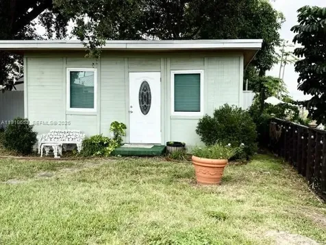 2995 NW 106th Street Miami FL 33147