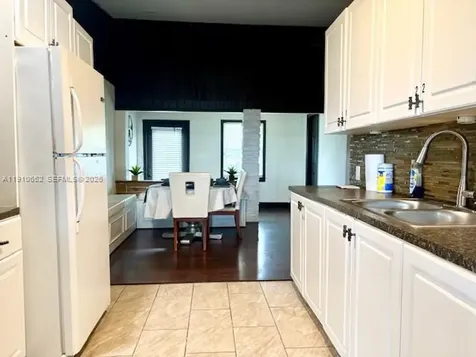 2995 NW 106th Street Miami FL 33147