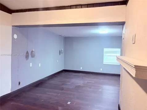 2995 NW 106th Street Miami FL 33147