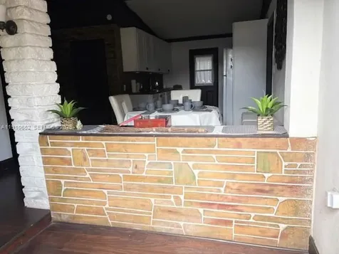 2995 NW 106th Street Miami FL 33147