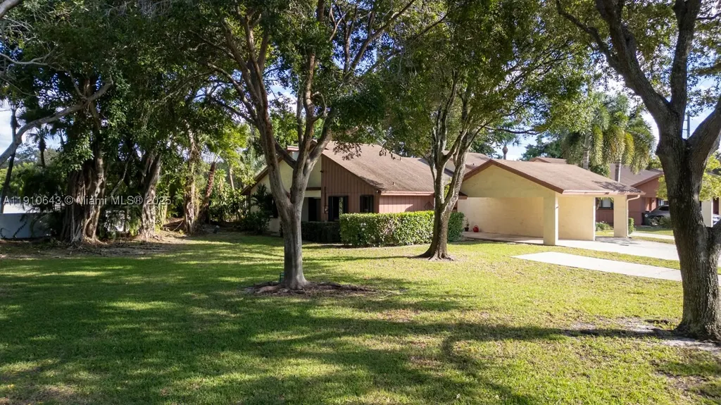 1858 Tamarind Lane Coconut Creek FL 33063