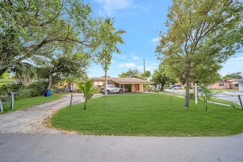 741 SW 2nd Court Hallandale Beach FL 33009